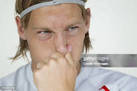 14点のサッカー選手 マイケル ラムの写真と高解像度写真