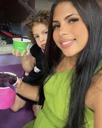 Danielle Sales (@daniellesales3s) · Instagram 照片和视频