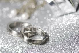 Bomboniere nozze d'argento, idee e proposte per il 2020. Anelli Di Nozze D Argento Fotografie Stock Freeimages Com