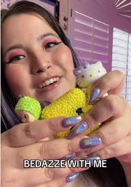 How to Make Bedazzled Redbull Can