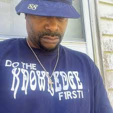 50 Cent reacts to a picture of Lil Baby, Kyle Kuzma & Michael Rubin 😂