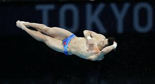 Cao yuan is a chinese diver and an olympic gold medalist, having won two golds and one bronze. Pcgdvn38akkiym