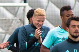 Donny van de beek slammed manchester united for playing too slowly in their. Ajax Holding Out For Right Price Before Letting Van De Beek Go Dutchnews Nl
