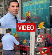 Miami Mayor Scrubs Antisemitic Graffiti From Kosher Bagel Shop