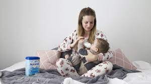 First Bottle Syndrom Die Umstellung Von Stillen Zu Flasche Cosyfoxes Family Food Lifestyle