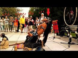 This Song Makes Me Cry The Last Of The Mohicans The Best Ever By Alexandro Querevalu You Native American Videos Native American Music Native American Flute