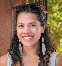 Tamara Bray's Instagram, Twitter & Facebook