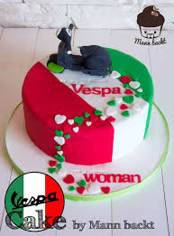 Vespa Torte Mann Backt Cupcake Kuchen Kuchen Wettbewerb Geburtstagstorte