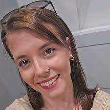 Beth Benjamin (@beth.benjamin7)