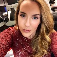 Gina Mazzarella's Instagram, Twitter & Facebook