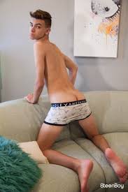 Arousing Solo Chinese Twink Dildoes *DIRTY* Ass - Exclusive Footage