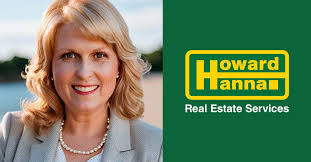 Carolyn Shaw's Instagram, Twitter & Facebook