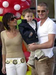 Victoria beckham is taking a page from blake lively's playbook and is trolling her husband, david beckham, for his 46th birthday. Personlich Victoria Beckham Gibt Popkarriere Auf Menschen Faz