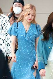 Without a doubt, she looks amazing in everything she wears! Rose Blackpink Dresses Blackpink Reborn 2020