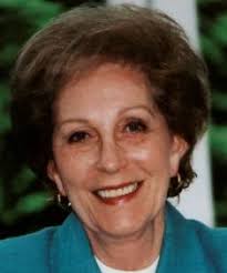 Miss Julia Knows a Thing or Two: A Novel: Ross, Ann B.: 9780525560531:  Amazon.com: Books