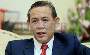 Negeri sembilan is the only state in malaysia that practises adat perpatih matrilineal system. Mb Dahului Penerima Darjah Kebesaran Negeri Sembilan