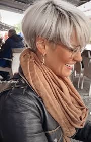 Michelle Wicks (shellsfit1)