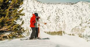 Access to factories, decades of trial and error, and passionate employees helped grow rossignol into one of the top ten brands in snowboarding. Best Ski Clothing Brands Top 13 Ski Clothing Brands Reddyyeti