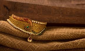 Gardenia is a wedding floral studio located in irving, texas, specializing in event decor and memorable floral designs. Tilak Jewelers Irving Texas Gold Diamond And Watch Boutique Gold Texas Gold Indian Jewelry