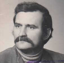Lech wałęsa born september 29, 1943) is a polish politician and a former trade union and human rights activist who served as president of poland from 1990 to 1995. Lech Walesa