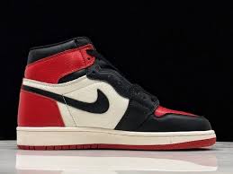 Jordan 1 Retro High Bred Toe Red Black White 2019 Travis Scott X Air Jordan 1 High Og Bred Toe For Sale Air Jordans Jordan 1 High Og Jordans For Sale