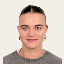 Daniela Alvarez's Instagram, Twitter & Facebook