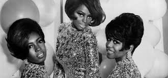 There was a brief intermission where the band played for like 5 to 10 minutes or so before diana came out. Diana Ross Infos Und News Und Videos Bytefm