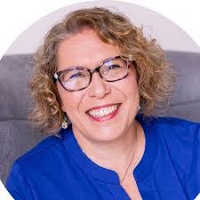 Heidi Bianco's Instagram, Twitter & Facebook