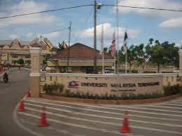 Microplastics in seawater and zooplankton: Universiti Malaysia Terengganu Facebook Seremban F