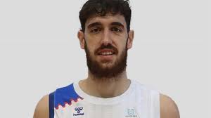 El GBC ficha al base Mason Harrell