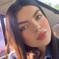 Mayra Landeros's Instagram, Twitter & Facebook