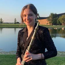 Mikayla Farmer – flute - BOMBYX