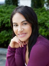 Kelly Arias's Instagram, Twitter & Facebook