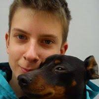 13 perros by Fernando Lalana