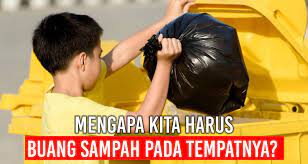 Sampah sisa makanan akan dibuang ke dalam tong. Mengapa Kita Harus Buang Sampah Pada Tempatnya Barang Promosi Mug Promosi Payung Promosi Pulpen Promosi Jam Promosi Topi Promosi Tali Nametag