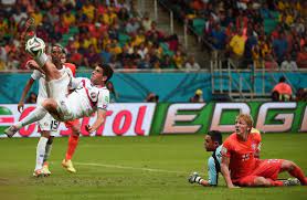 El portero de la selección costarricense ya ha sacado varios remates a los delanteros holandeses. Holanda Vs Costa Rica Resumen Goles Y Resultado Marca Com
