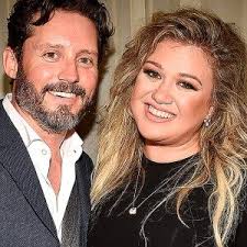 NEVER LET GO Review: Halle Berry Lends Her Oscar-Winning Bonafides to  Post-Apocalyptic Thriller