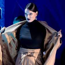 Беговые виды, спортивную ходьбу, технические виды (прыжки и метания), многоборья, пробеги (бег по. Hudshaya Sudya Na Svete Isinbaevu Atakovali V Instagrame Chempionat