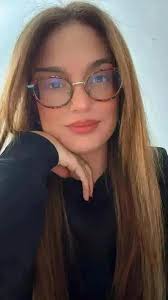 Ha solicitado seguirte desde Venezuela 🇻🇪 Hola 👋 podemos ser amigos