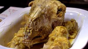 Pacha Or Lamb S Head Soup Bizarre Foods America San Francisco Bay Pictures Travelchannel Com Bizarre Foods Food Gross Food