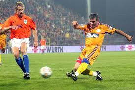 Deși contractul inițial a fost doar pentru acest meci, după ce hagi a fost autorul singurului. Gheorghe Hagi Legend Of Football In The Years 1990 2000 Steemit