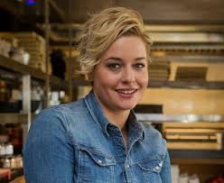 Fördős zé, wossala rozina és sárközi ákos. A Konyhafonok Rozina Orul Hogy Gaspar Bea Allt A Helyere Borsonline