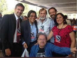 Luego que su esposo, el académico john ackerman denunció que existe una campaña en su contra para coartar su libertad de expresión, su esposa irma eréndira sandoval, titular de la función pública (sfp) aseguró, bajo el hashtag #ackermansequeda, que el académico es un hombre excepcional. Ackerman Y Su Porrismo De Bots De Nuevo Contra Ricardo Aleman La Otra Opinion