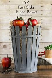 No farmhouse table is complete without a rustic centerpiece. Diy Farmhouse Kitchen Decor Ideas 31 Rustic Crafts