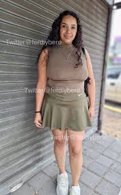 Fer y edith bere on X: Algun seguidor que me quiera acompañar🫣🫣tengo las  altas bien puestas con este frío 🥶🥶 escríbeme los leo a todos 🔥 no te  vallas sin mi beso