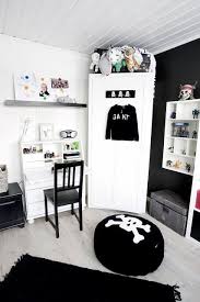 Black And White Kids Room Ideas Pin On Home Littles