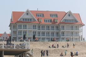 Holland strand urlaub strandhaus holland ferienhaus holland haus am meer mieten ferienhaus dänemark strandhaus niederlande strandhaus in holland ✅ die schönsten strandhäuser für glamping am strand ✅ findet hier traumhafte ferienhäuser für den nächsten strandurlaub! Ferienhauser Ferienwohnung Urlaubsappartements In Cadzand Cadzand Bad