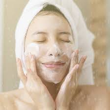 Acne Care for Adults: Transform Your Skin with Aeriso Skincare