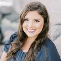 Leanne Manning's Instagram, Twitter & Facebook