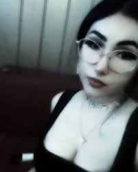 Emma Grayson (@shiedak_) • Instagram photos and videos